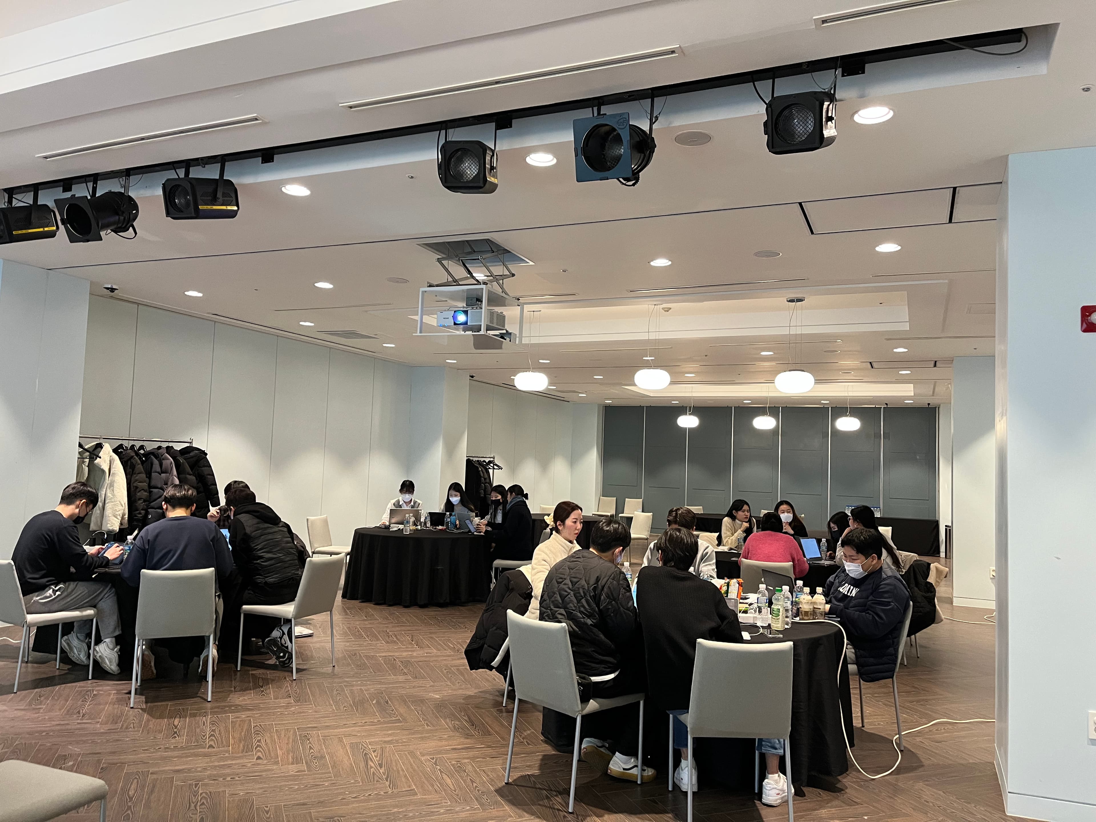 배경 4